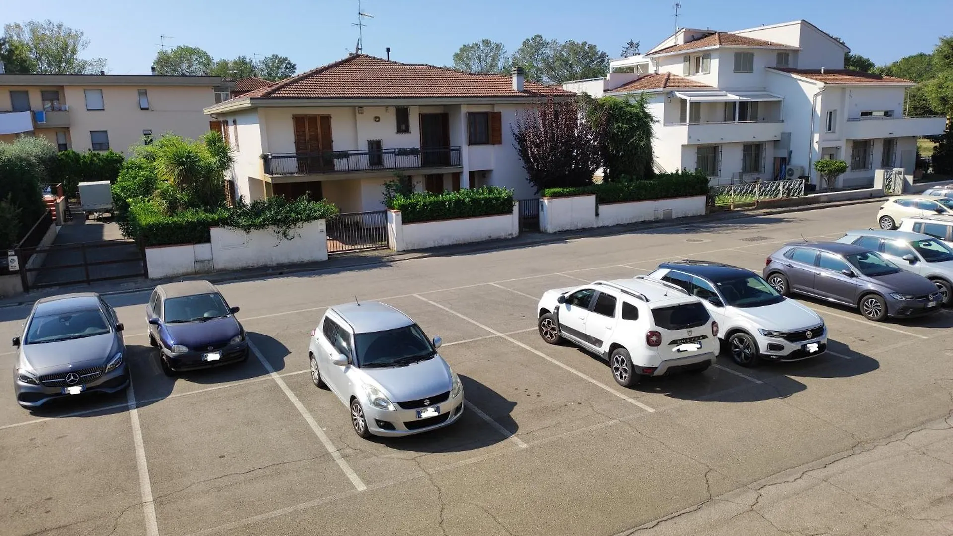 Апартаменты Onemorepage Family House - Un Soggiorno Da Favola Чертальдо