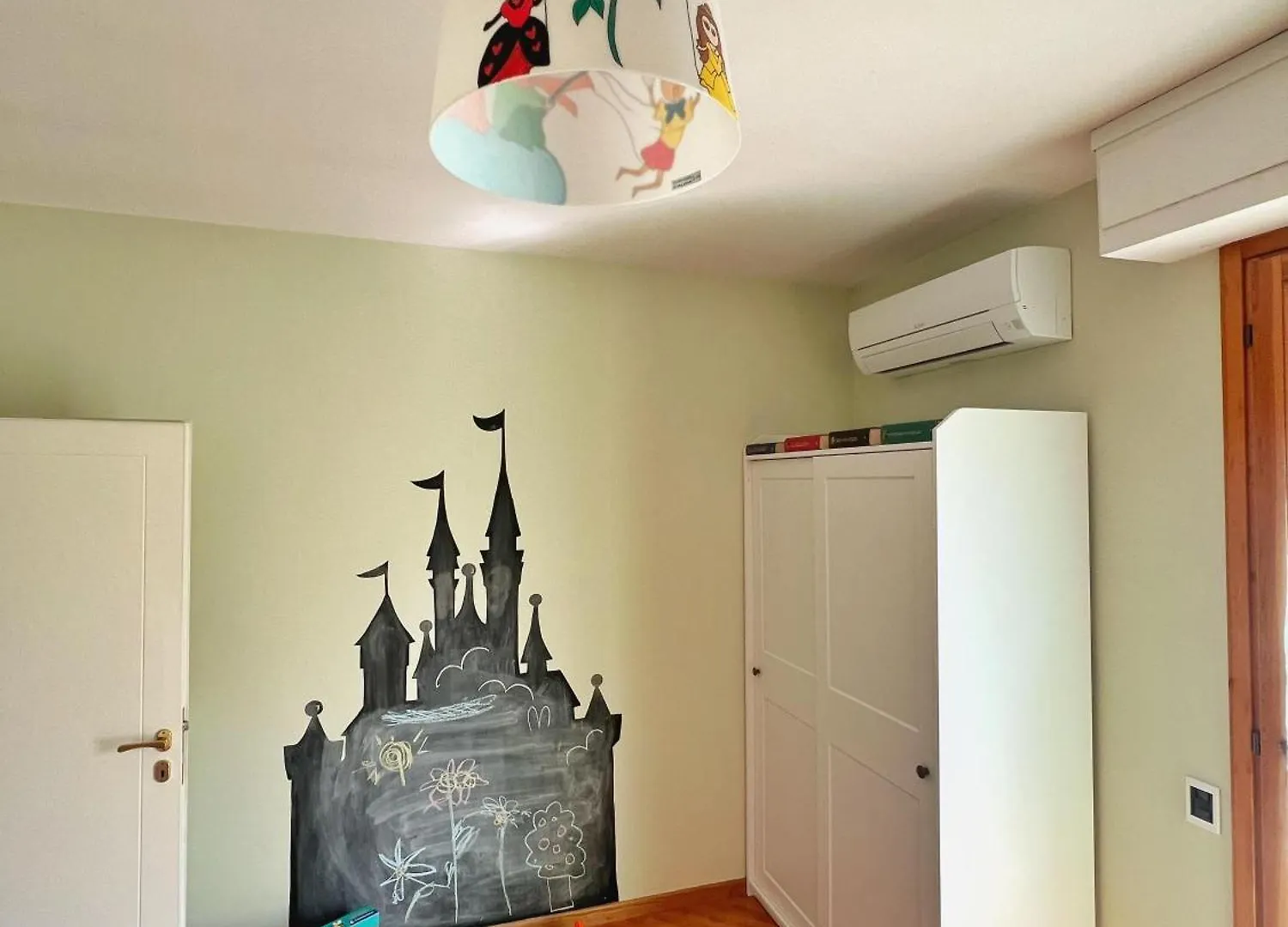 Апартаменты Onemorepage Family House - Un Soggiorno Da Favola Чертальдо