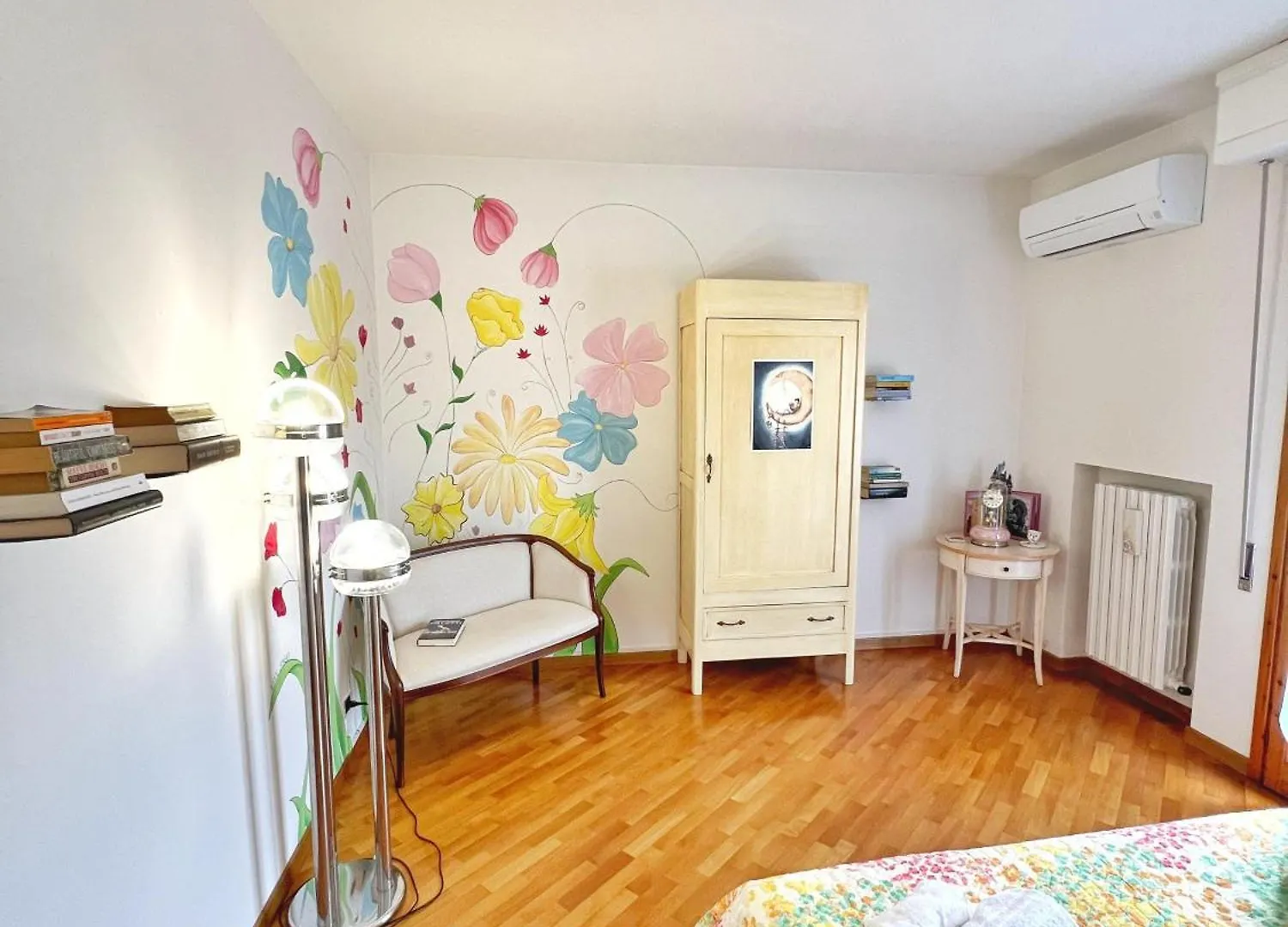 Onemorepage Family House - Un Soggiorno Da Favola Чертальдо Апартаменты