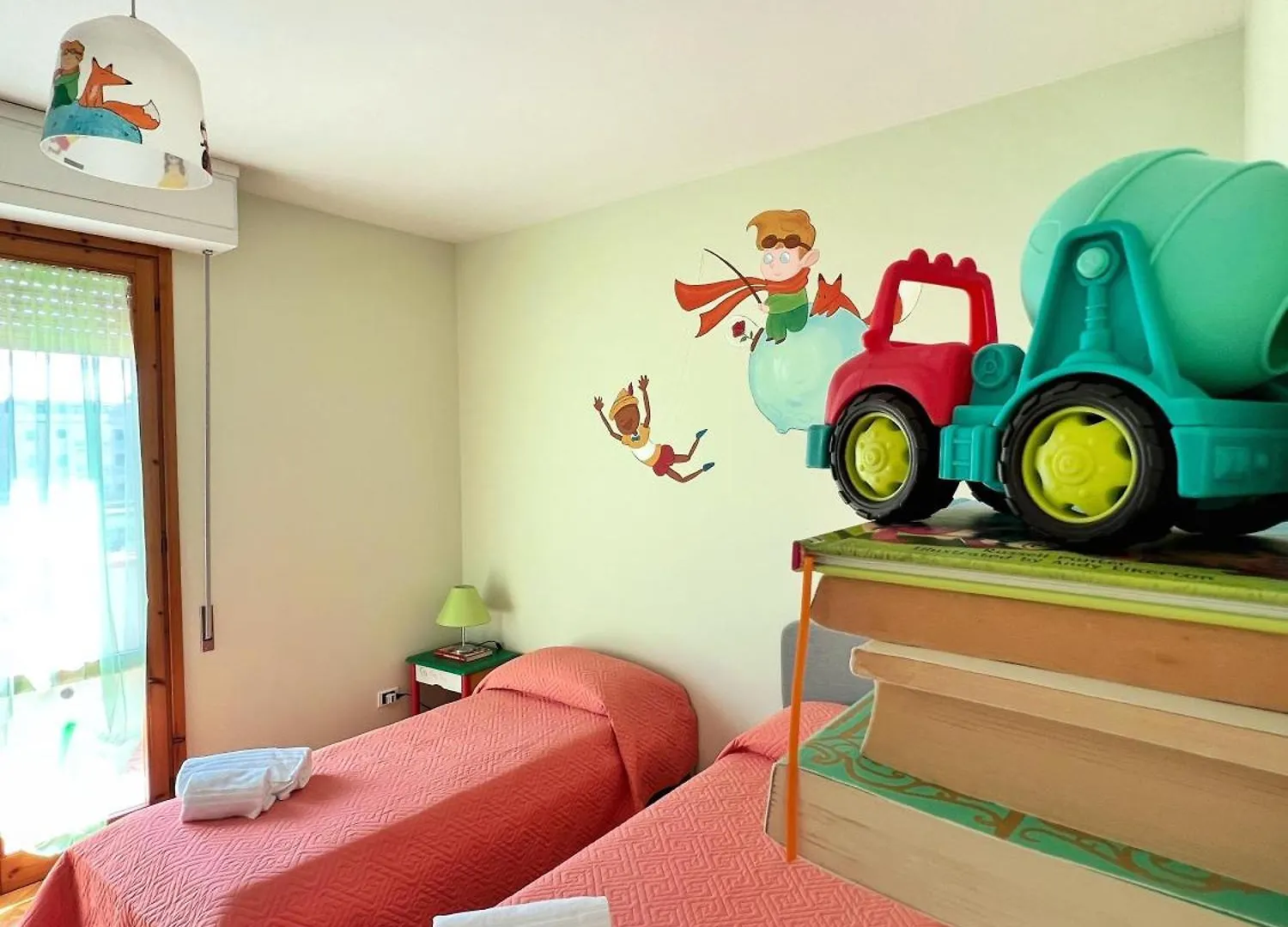 Onemorepage Family House - Un Soggiorno Da Favola Чертальдо